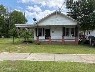 1201 Strong Ave, Greenwood, MS 38930