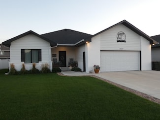3518 Oriole Dr, North Platte, NE 69101