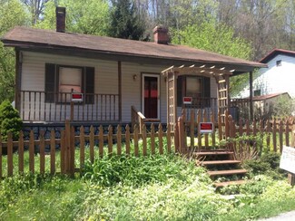 2779 Pinehurst St, Appalachia, VA 24216