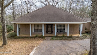 23512 Success Rd, Saucier, MS 39574