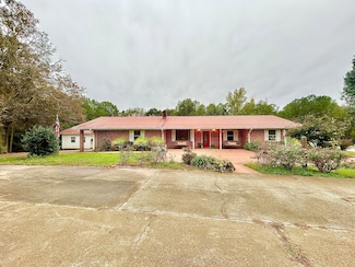 754 Sexton Rd, Fayette, AL 35555