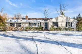 165 Spruce Dr, Shrewsbury, NJ 07702