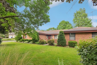 3560 Primrose Ln, Morris, IL 60450