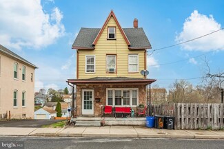 252 E Wilkes Barre St, Easton, PA 18042