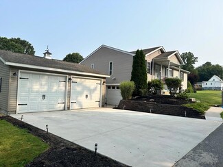 1170 Krissay St, Johnstown, PA 15904
