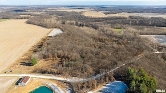 000 Williams Creek Rd, Augusta, IL 62311