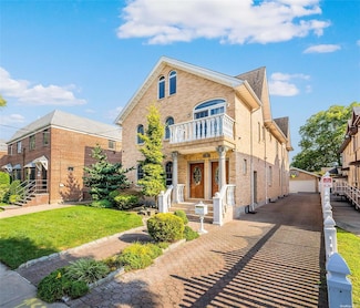 213-58 35th Ave, Bayside, NY 11361