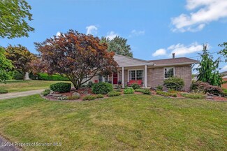 712 Woodmere Ave, Olyphant, PA 18447