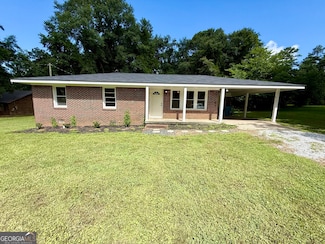 882 Campbell Rd, Covington, GA 30014