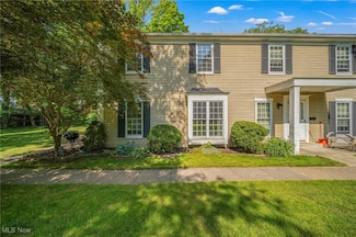 7297 Trotter Ln Unit B, Mentor, OH 44060