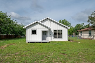 706 Tolar Hwy, Tolar, TX 76476