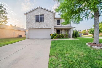 321 Summer Tree Dr, Hutchins, TX 75141