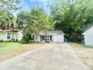 114 Summit Ct, Niceville, FL 32578