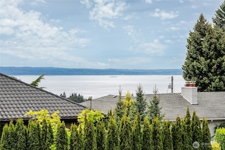 900 Sea Vista Place, Edmonds, WA 98020