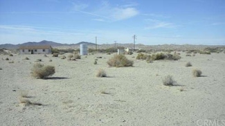 34115 Mountain View Rd, Hinkley, CA 92347