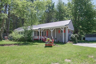27 Juniper Dr, Center Tuftonboro, NH 03816