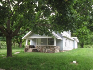 413 E 29th St, Marion, IN 46953