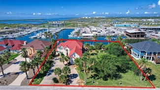 107 Bay Ct, Aransas Pass, TX 78336