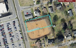 204 S Cherry St, Wilkesboro, NC 28697