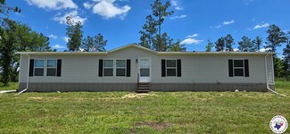 91 County Road 4234, de Kalb, TX 75559