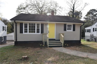 16 Garland St, Winston Salem, NC 27127