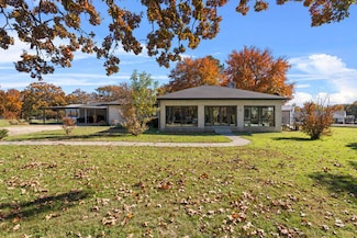 24900 S 622 Rd, Grove, OK 74344