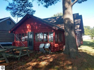 2363 S Green Dr, Au Gres, MI 48703