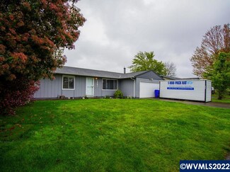 4683 Regal Dr NE, Salem, OR 97301
