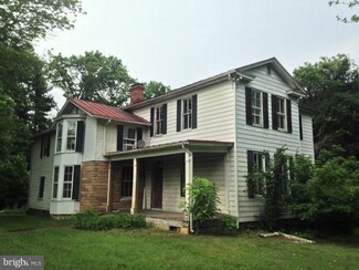 17314 Hamilton Station Rd, Hamilton, VA 20158