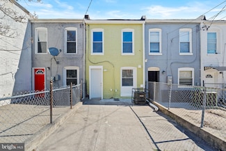 818 N Rose St, Baltimore, MD 21205