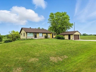 1950 Cedar Sauk Rd, Saukville, WI 53080