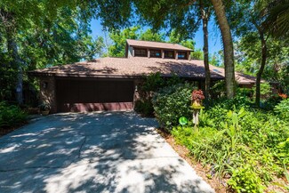 302 River Bluff Dr, Ormond Beach, FL 32174
