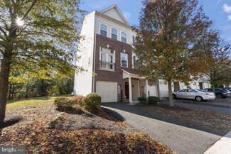 16782 Blackjack Oak Ln, Woodbridge, VA 22191