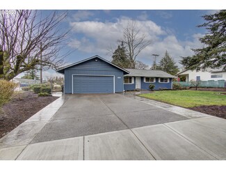 9800 St Helens Ave, Vancouver, WA 98664