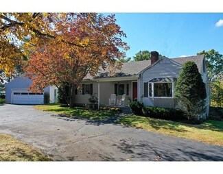 1058 Main St, Dunstable, MA 01827