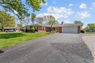 904 Pinoak Dr, Kokomo, IN 46901