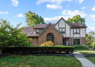 2661 Wickliffe Rd, Columbus, OH 43221