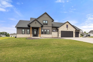 4295 N Bountiful Ln, Appleton, WI 54913