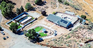 6221 Elizabeth Lake Rd, Leona Valley, CA 93551