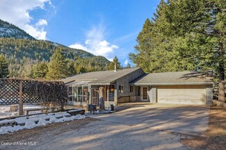 224 Park Ln, Sandpoint, ID 83864
