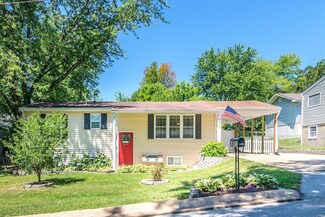 2305 Arkansas Dr, High Ridge, MO 63049
