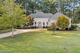 75 Santee Dr, Chocowinity, NC 27817