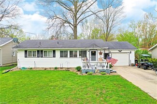 154 Shirley Ln NW, Warren, OH 44483