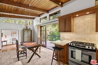 21550 Summit Trail, Topanga, CA 90290