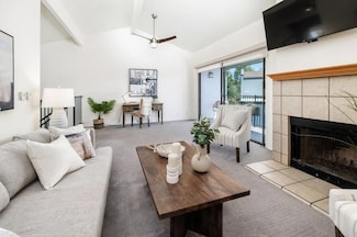 7321 Alicante Rd Unit A, Carlsbad, CA 92009