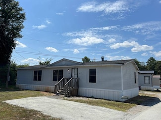 727 Greenville St Unit 3, Pendleton, SC 29670