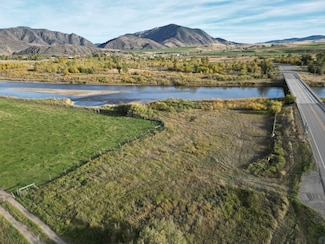 98 Mt Hwy 359, Cardwell, MT 59721