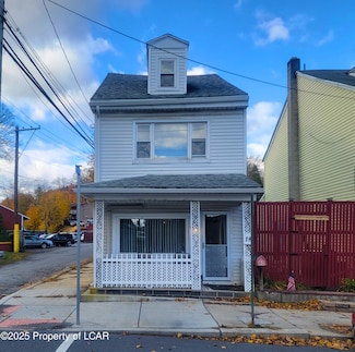18 S Lehigh St, Tamaqua, PA 18252