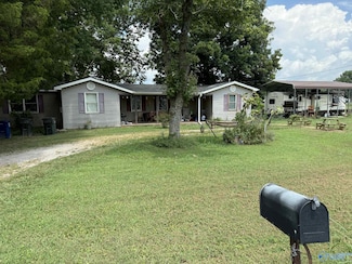 2089 Elkwood Section Rd, Hazel Green, AL 35750