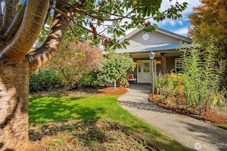 1260 Harrison Ave, Blaine, WA 98230